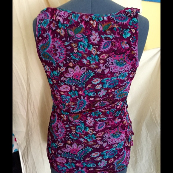 Express ruffle tank fuchsia paisley print size L - Picture 3 of 4