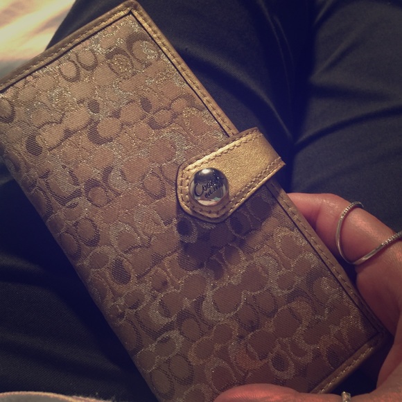 Coach wallet - Picture 1 of 4