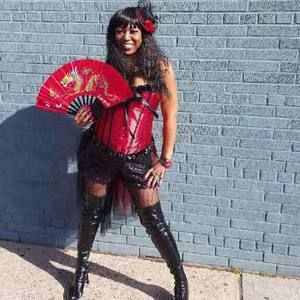 Meet your Posher, Antina