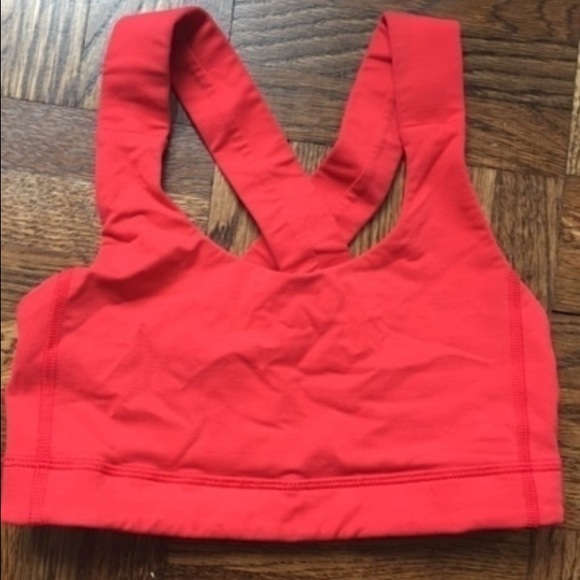 Red lululemon bra: heavy support