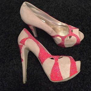 Steve Madden Peep Toe Heels