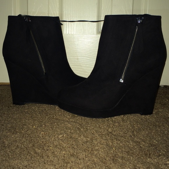 H&M wedge booties