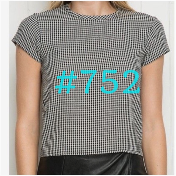 Brandy Melville John Galt Plaid Ali Top NWT - Picture 1 of 4