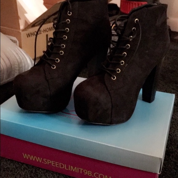 Lace up platform booties - Picture 1 of 2