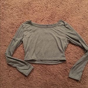 Long sleeve crop top