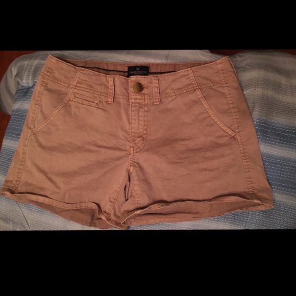 Never worn shorts - Picture 1 of 1