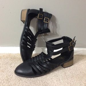 PACSUN Buckled Ankle Booties
