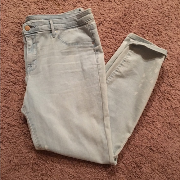 Acid wash jeans