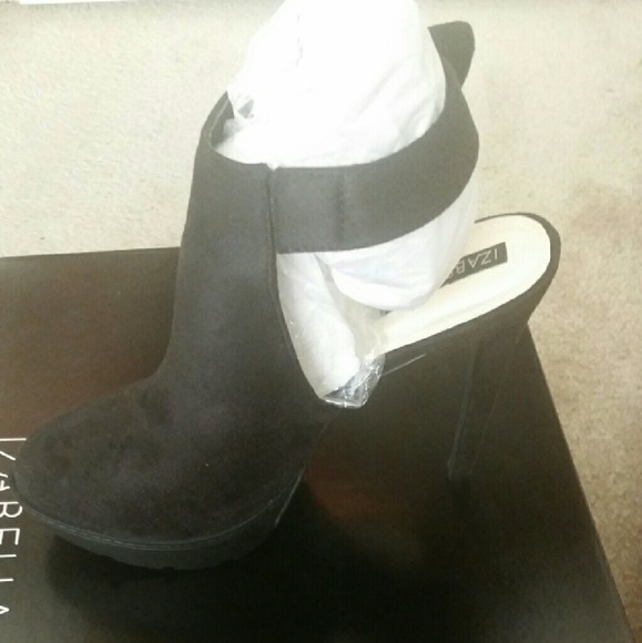 Shoe