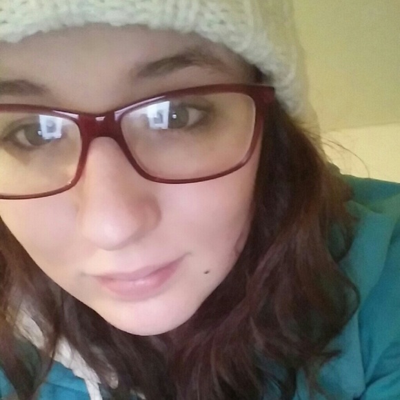 Meet your Posher, Abby