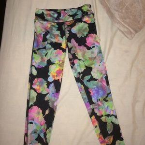 Flowered athletic leggings