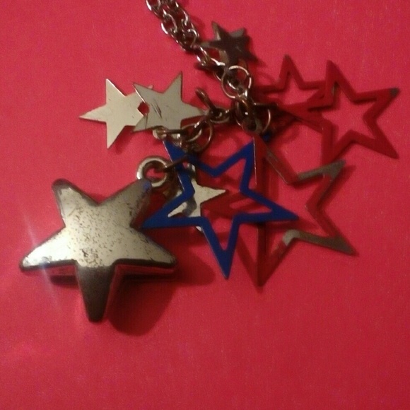 Multiple star necklace - Picture 2 of 2