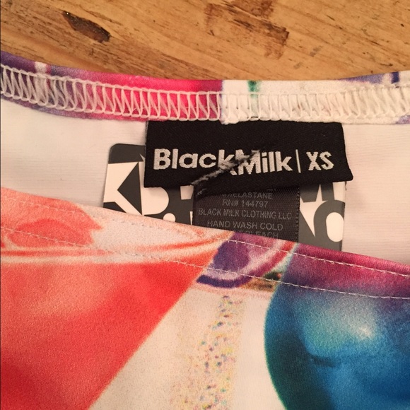 Black Milk Martinis Off the Shoulder Crop Limited - Picture 2 of 4