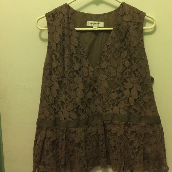 Brown Lace brand new.