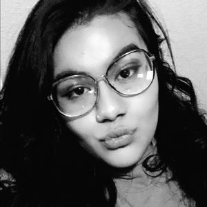 Meet your Posher, Denisse