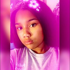 Meet your Posher, Emonie