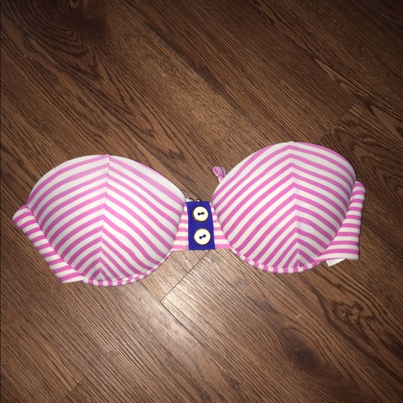 Bathing suit top - Picture 1 of 3