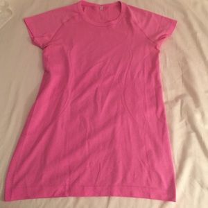 Pink lulu tshirt