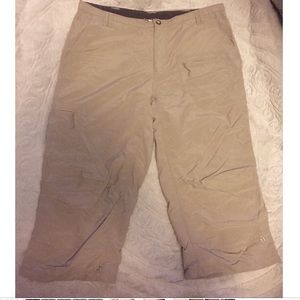 The North Face classic Khaki capris