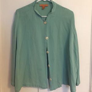 Women's green flowy blouse