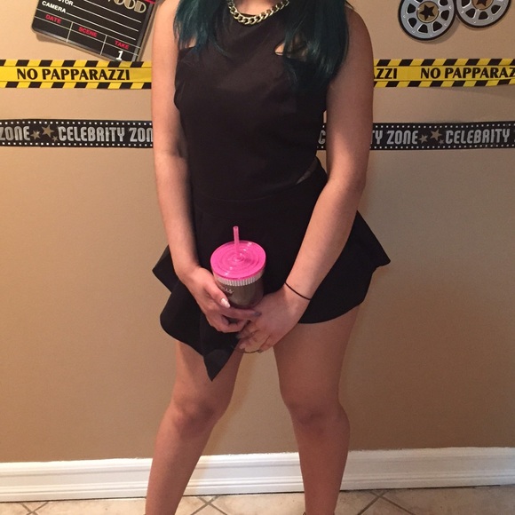Semi backless black romper - Picture 1 of 2