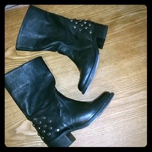 JUICY COUTURE LEATHER STUD BOOTIES