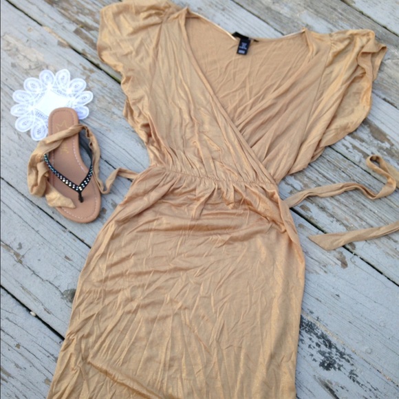 H&M Dresses & Skirts - H&M Gold Wrap Style Dress size 2