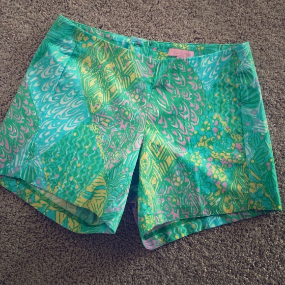 Lilly Pulitzer Shorts - Picture 1 of 3