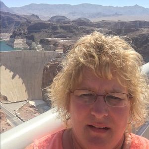 Meet your Posher, Kari