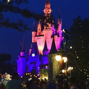 Meet your Posher, Caroline