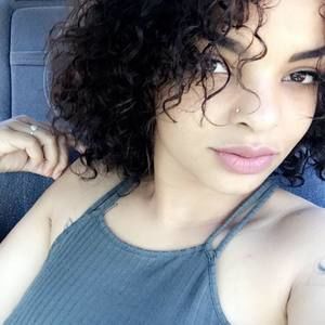 Meet your Posher, Sharee