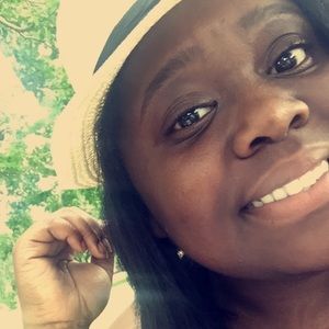 Meet your Posher, Keesha