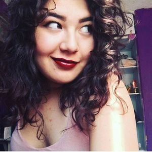 Meet your Posher, Andrea