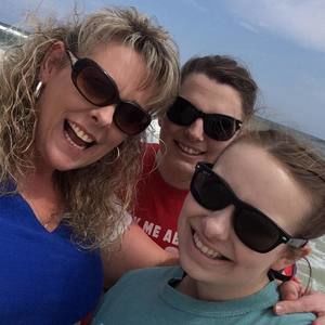 Meet your Posher, Robin