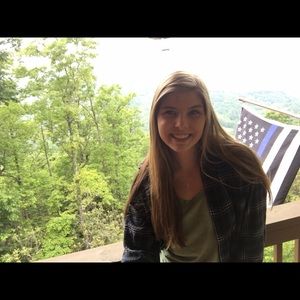 Meet your Posher, Madison