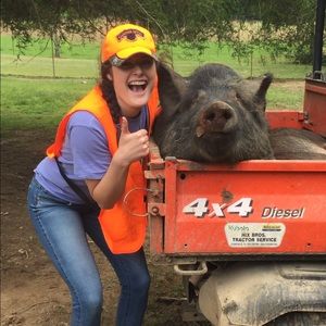 Meet your Posher, Julia