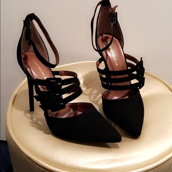 Shoe Republic LA Shoes - π£ Black Strappy Suede Heels π£ Shoe Republic LA Shoes - π£ Black Strappy Suede Heels π£
