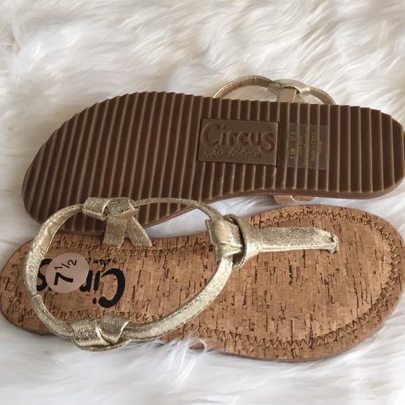 •Sam Edelman Thong Sandals• - Picture 3 of 4
