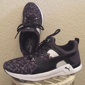 PUMA Training Shoes in Black Graphic Print