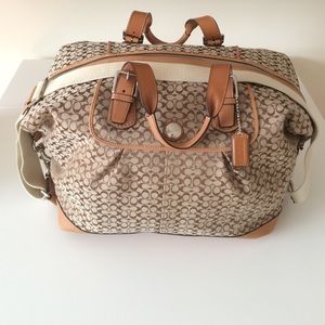 💥Just Reduced💥Coach Signature Overnight Bag