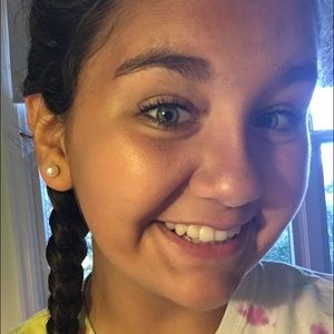 Meet your Posher, Gretchen