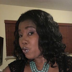 Meet your Posher, Rachelle