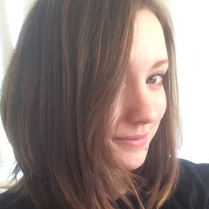 Meet your Posher, Brooke