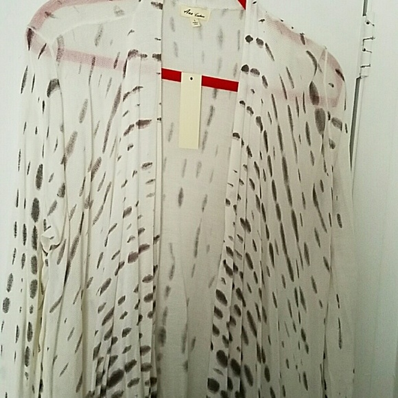 Cardigan - Picture 2 of 2