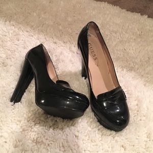 FLASH SALE Guess heels size 6.5