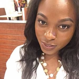 Meet your Posher, Danae