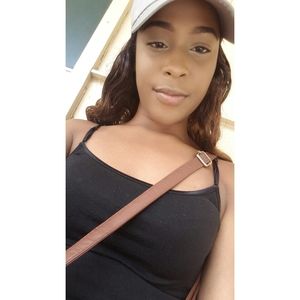 Meet your Posher, Toni