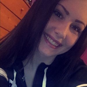 Meet your Posher, Katelyn