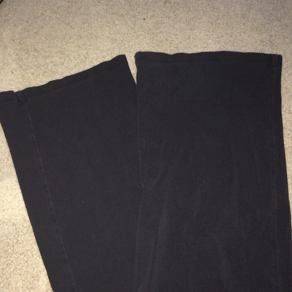 PINK yoga pants w/ bling - Picture 4 of 4