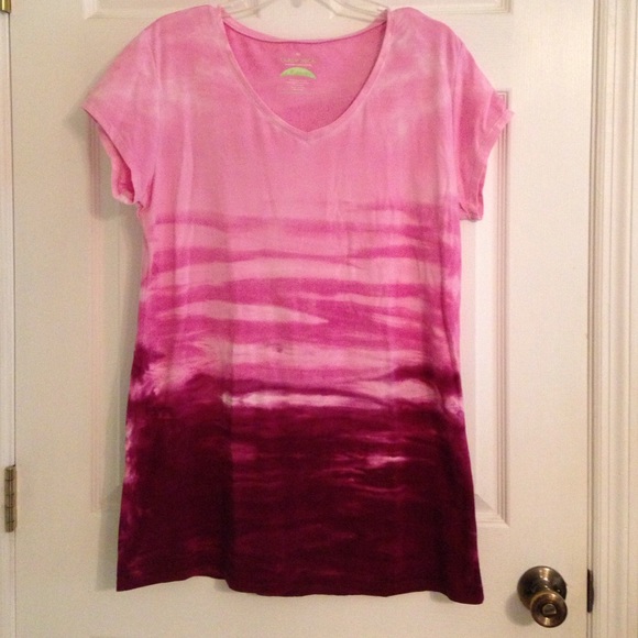 T Shirt NWT